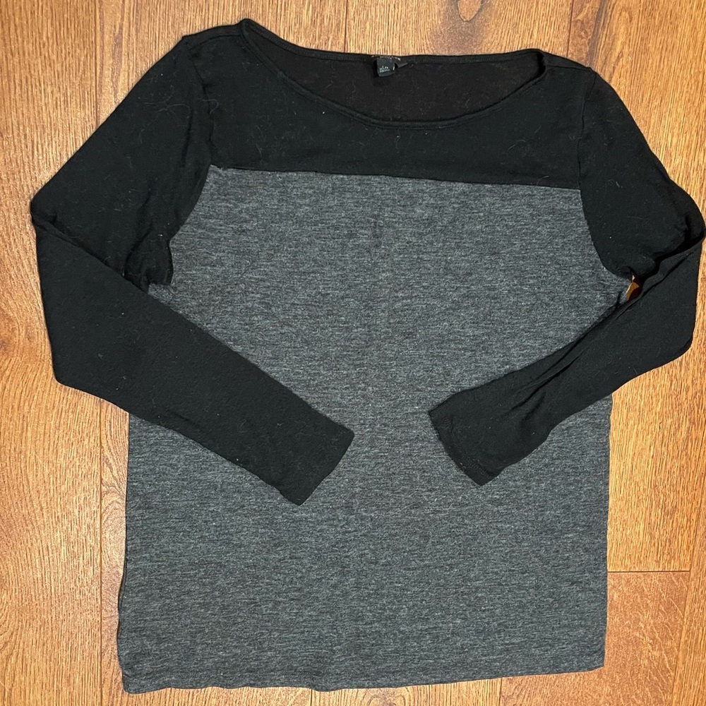 3 for $15 Ann Taylor Minimalist petite large t-shirt